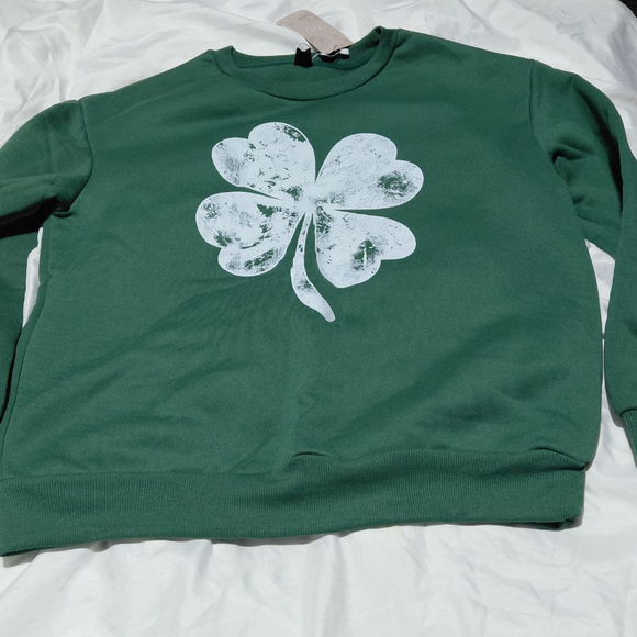 Women's SHEIN Green Shamrock Graphic Sweatshirt S - Picture 2 of 4